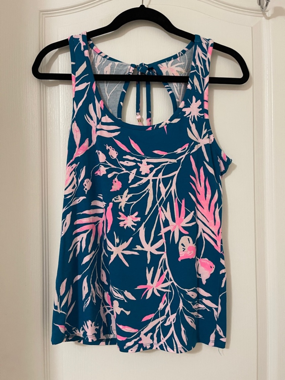 Lilly Pulitzer top size medium EUC
